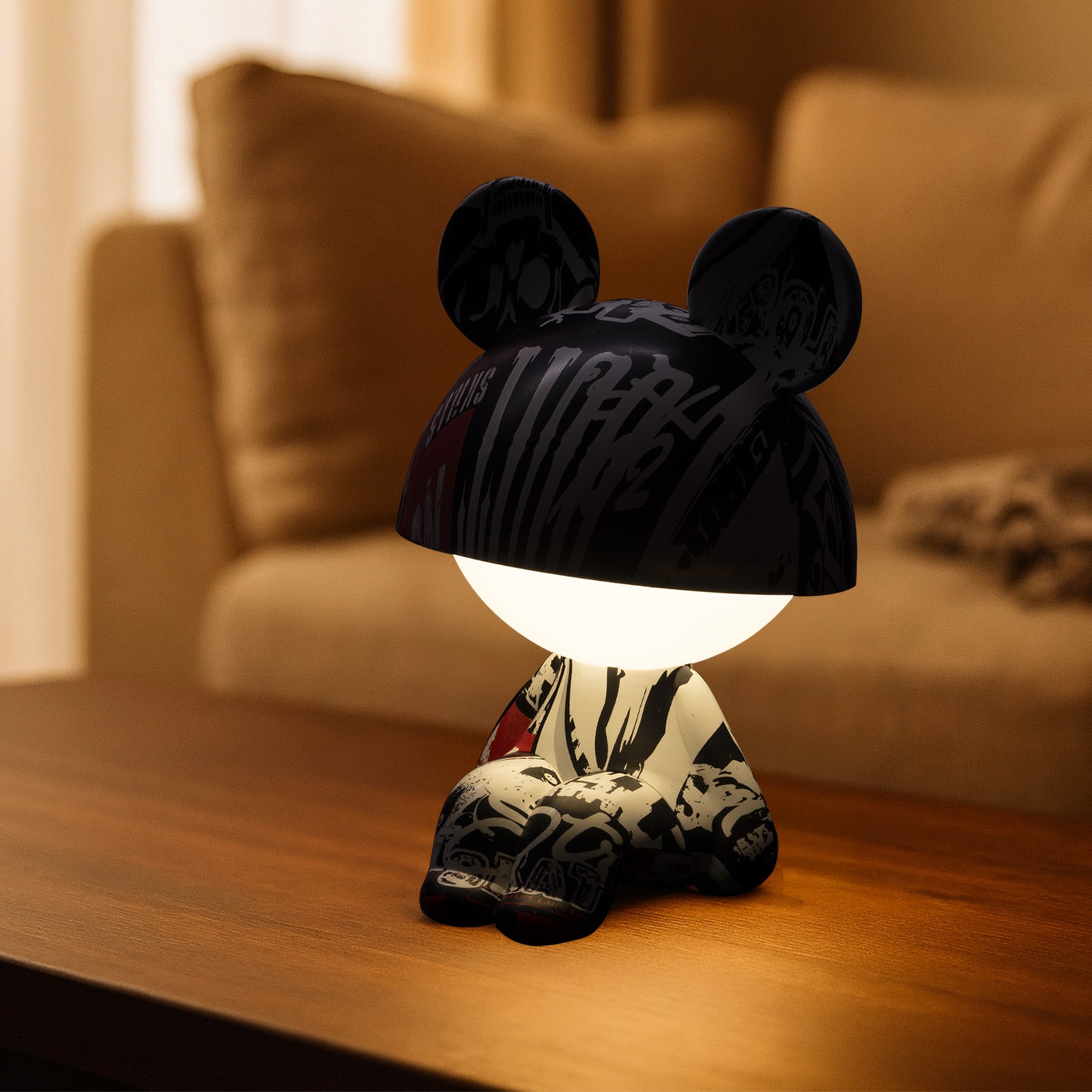 Arlec Small Graffiti Sitting Mouse