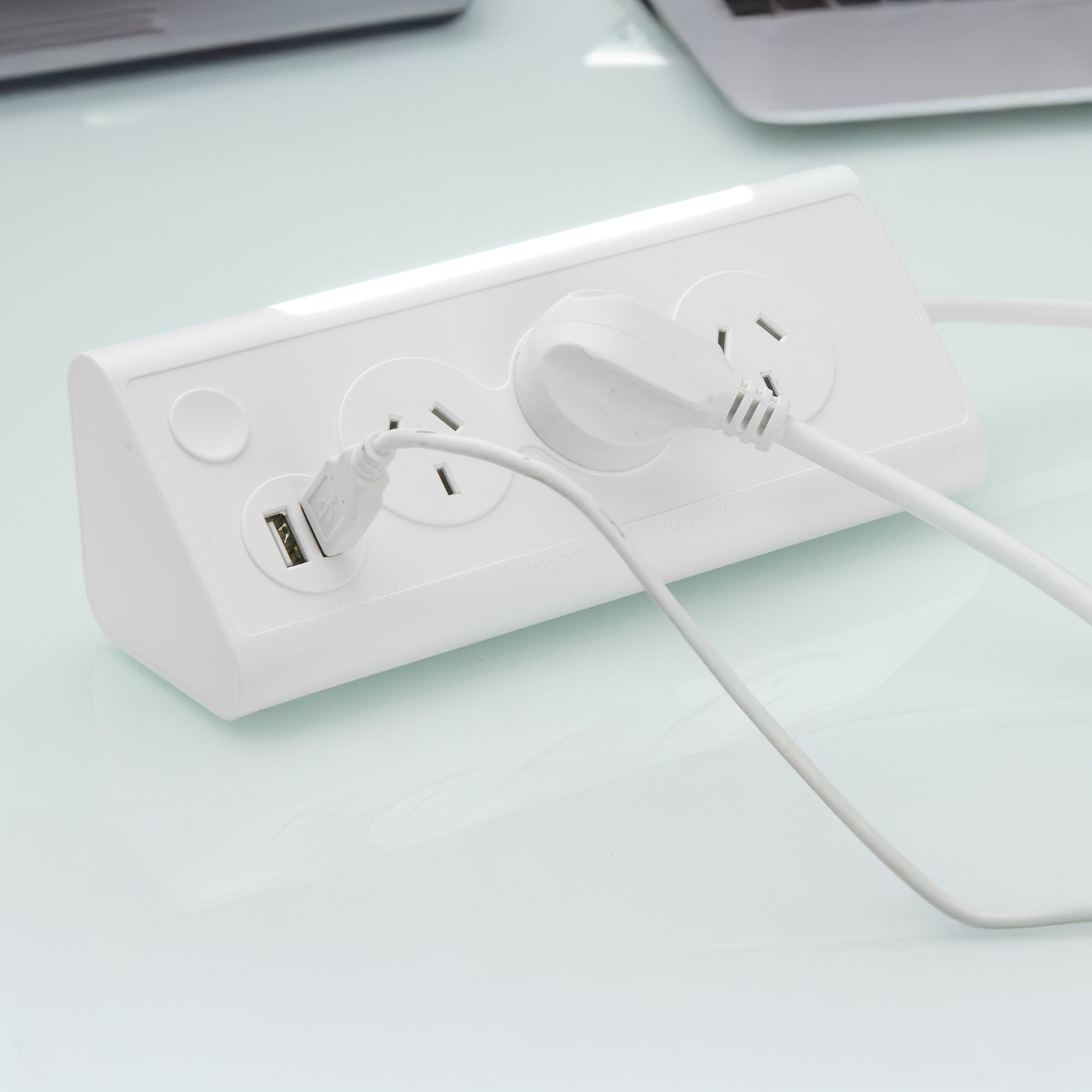 Triangle powerboard with 3 sockets, x2 USBs 2.1A and light – USB triangular extension board for desks