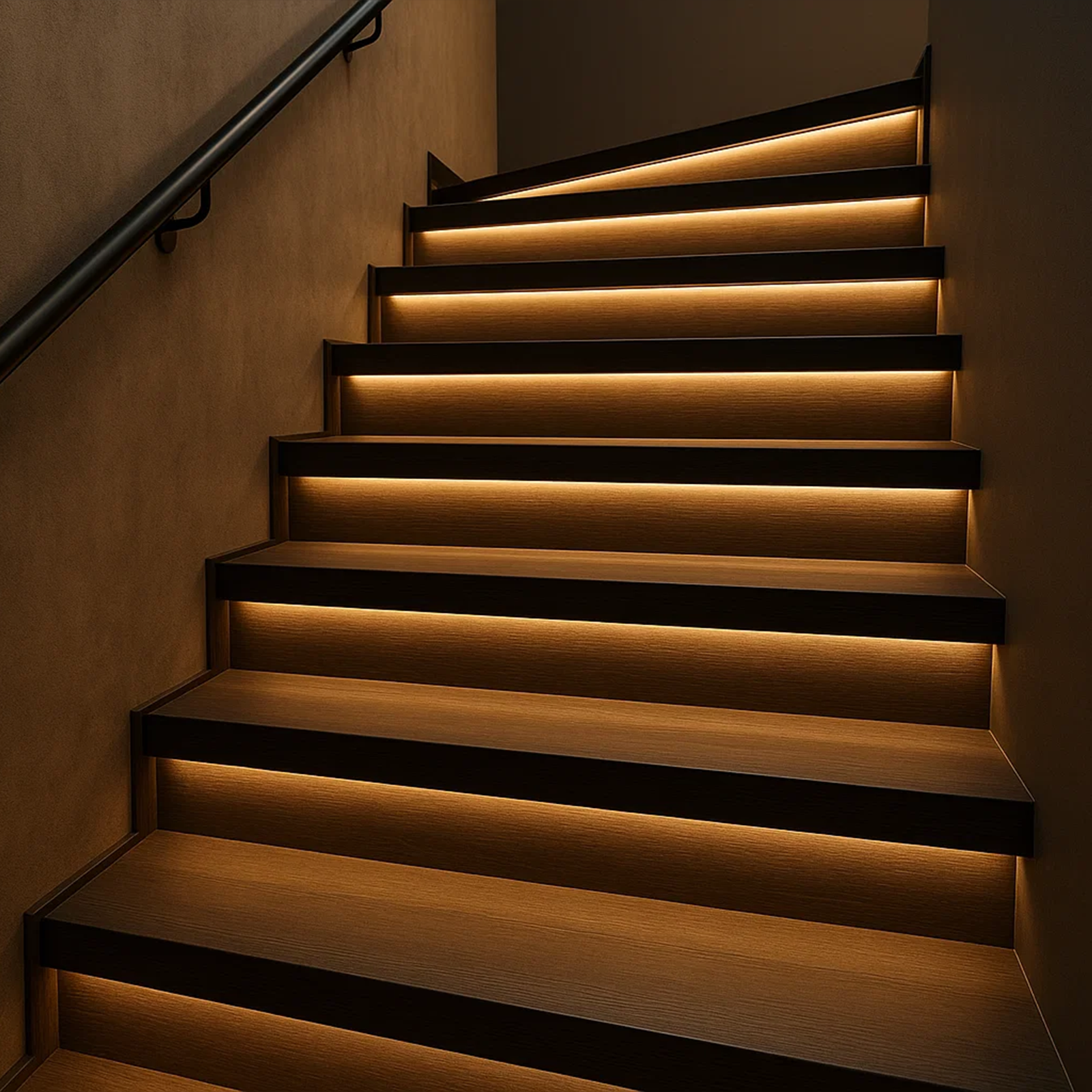 Arlec 1m WW LED Battery Sensor Strip Light