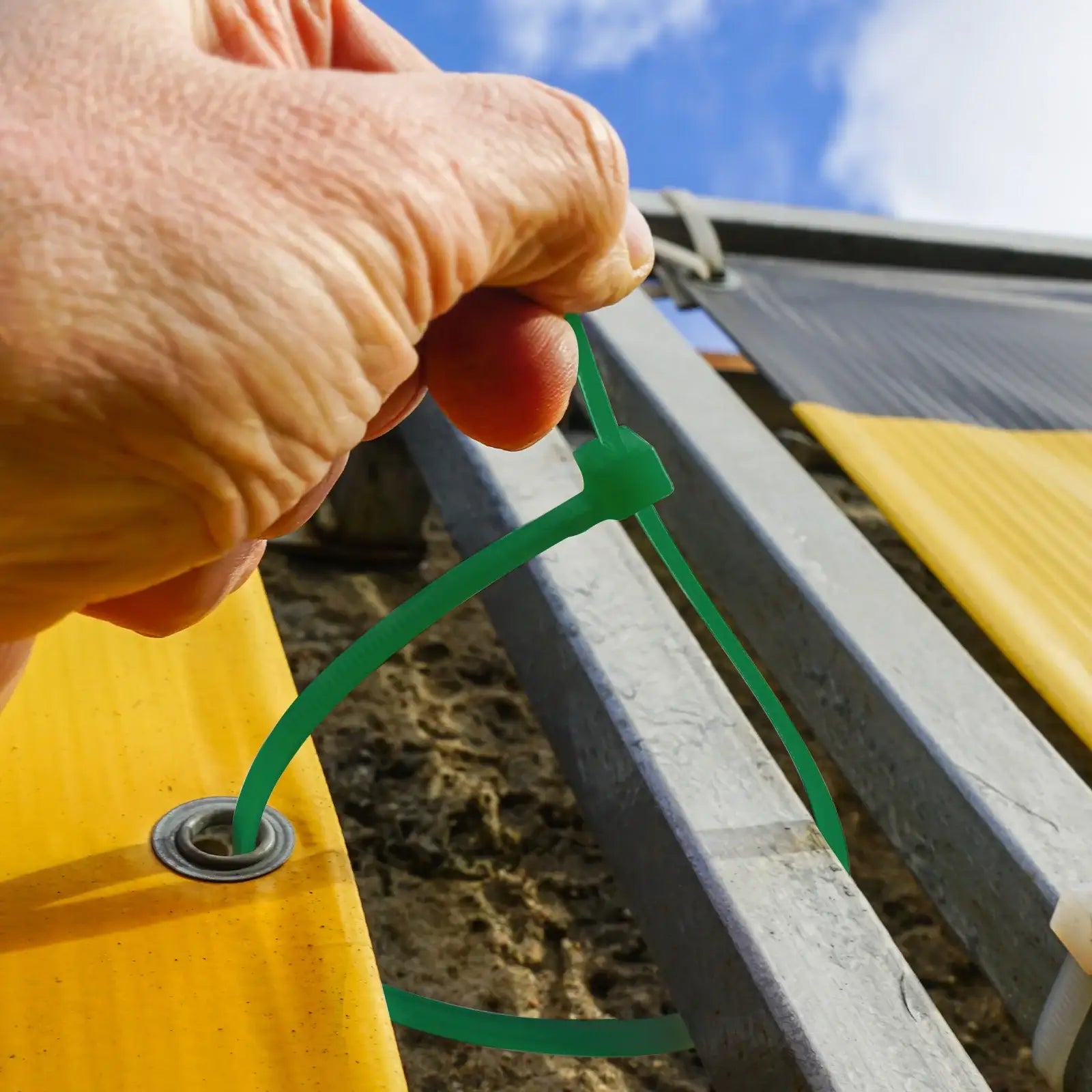 Arlec 100 x 2.5mm Green Cable Ties 100PK for wire management