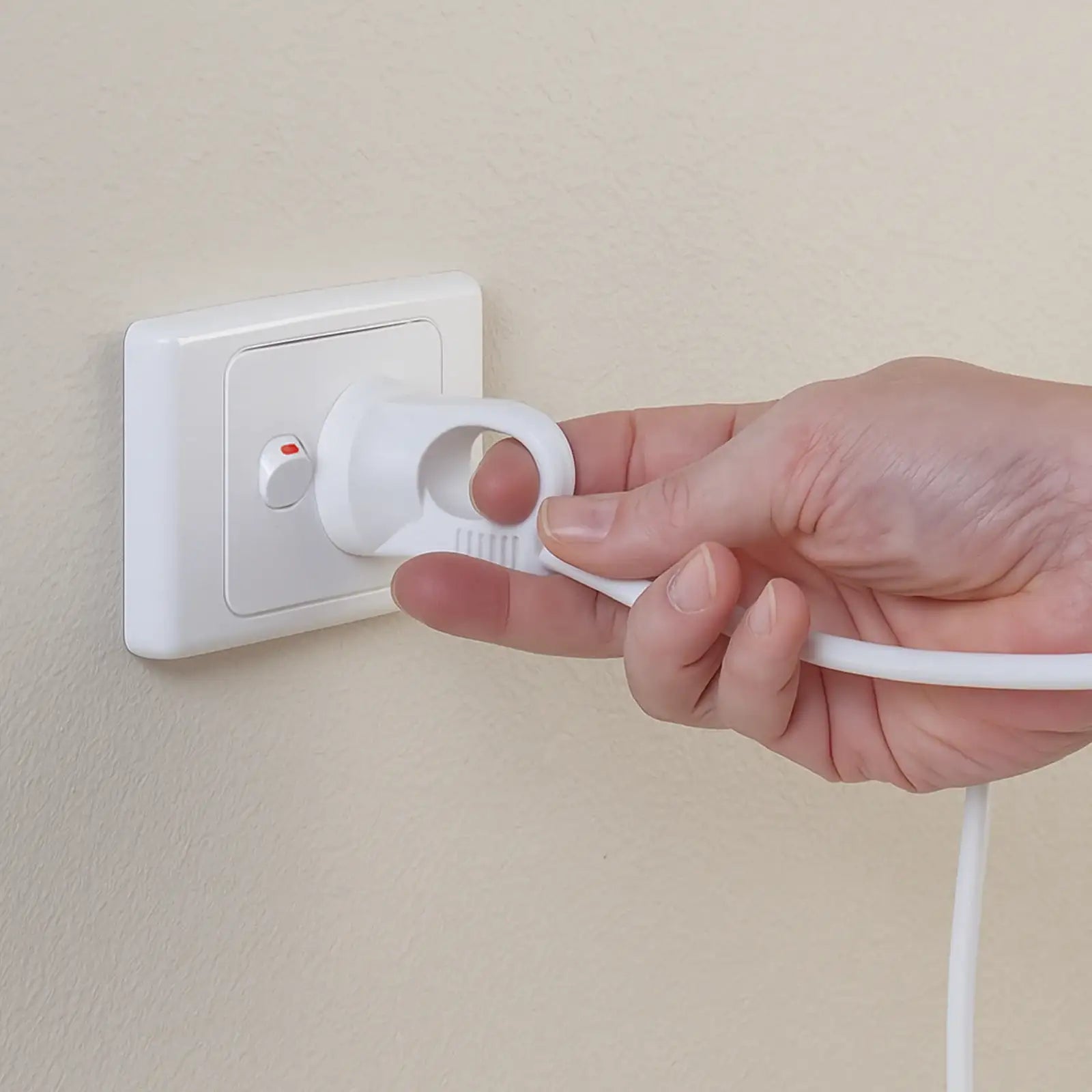 10m white extension cord with ring pull plug – Arlec household use