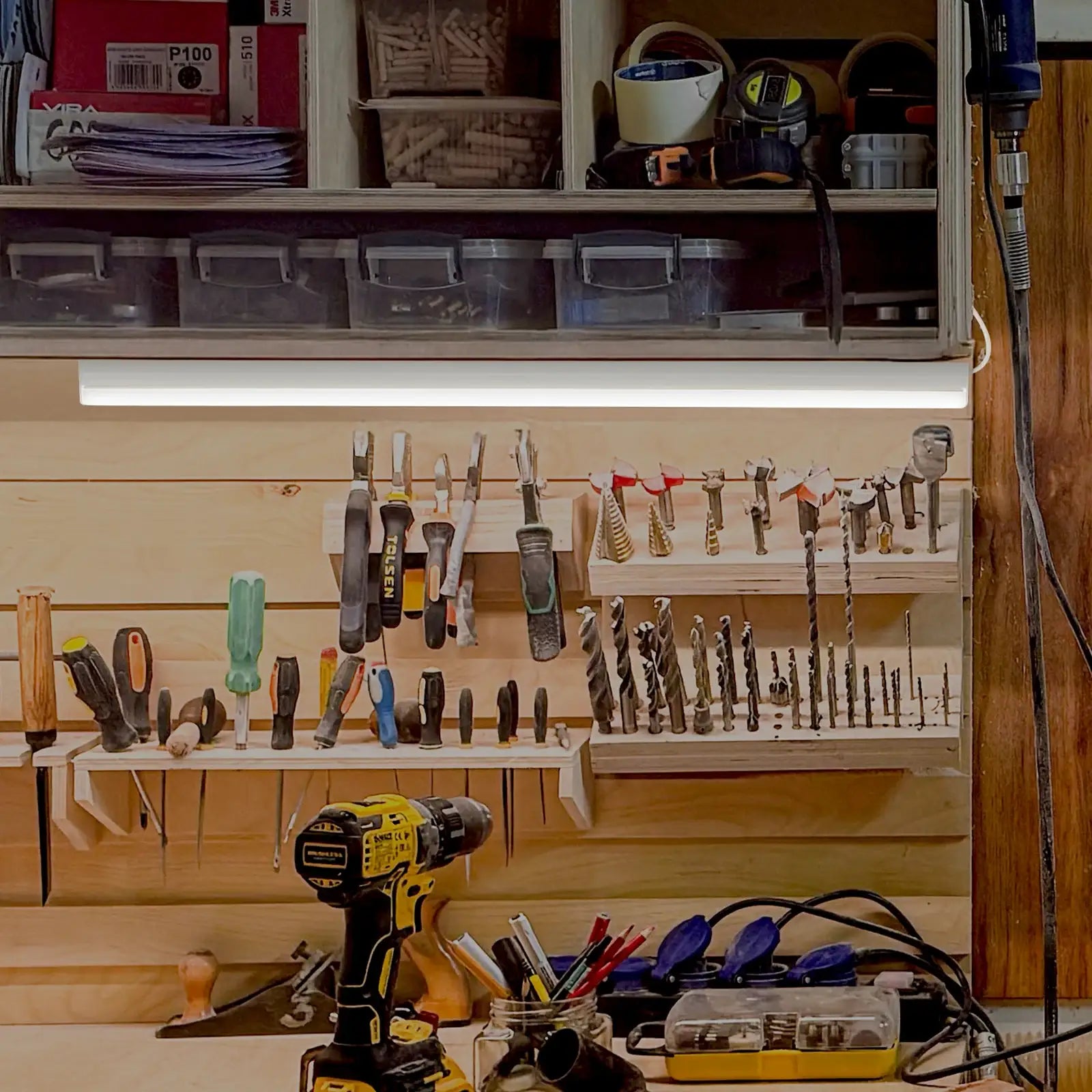 Arlec 120cm 40W LED smart batten light – CCT DIY lighting with Grid Connect app