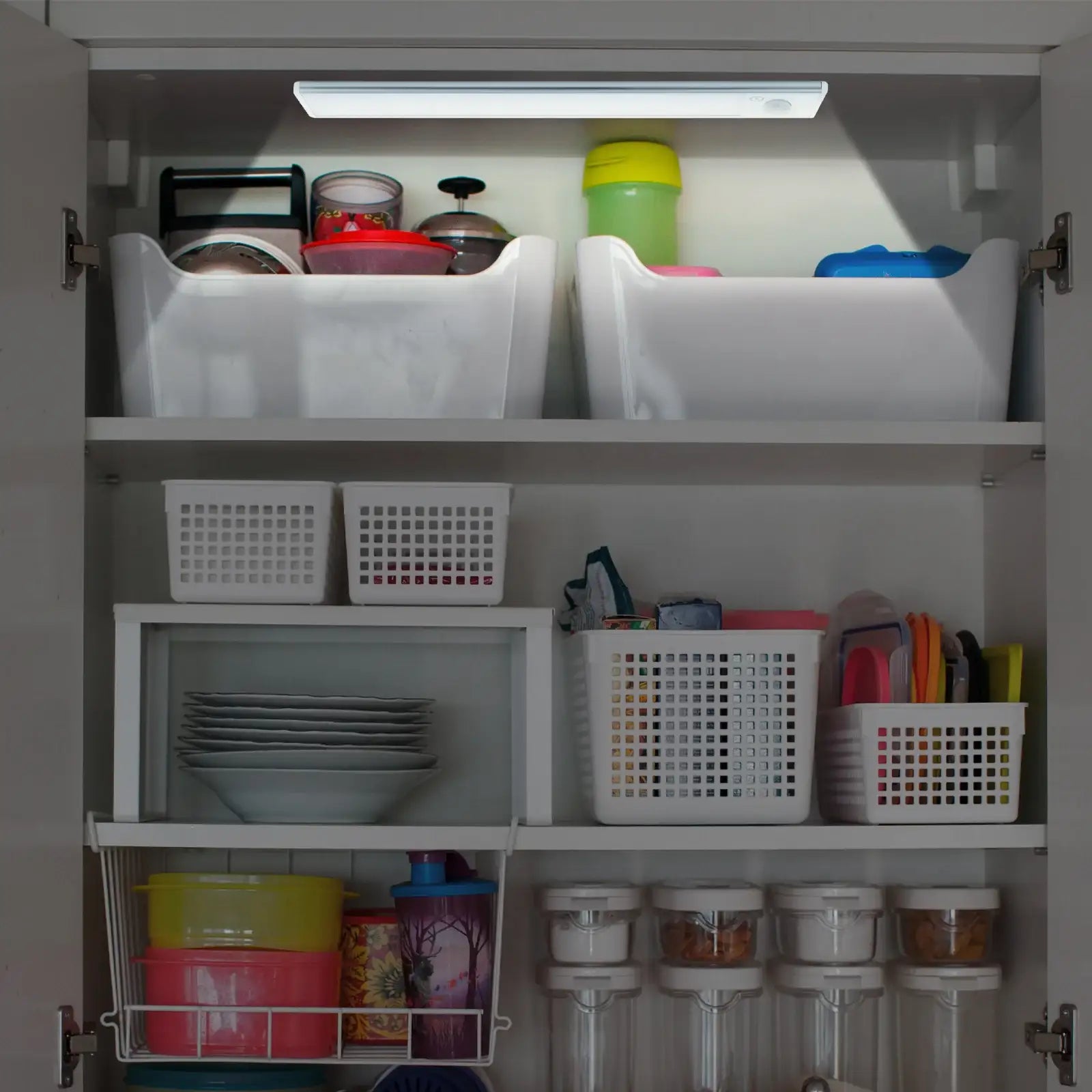 Rechargeable LED sensor bar light, Arlec motion activated bar light, USB CCT under cabinet light