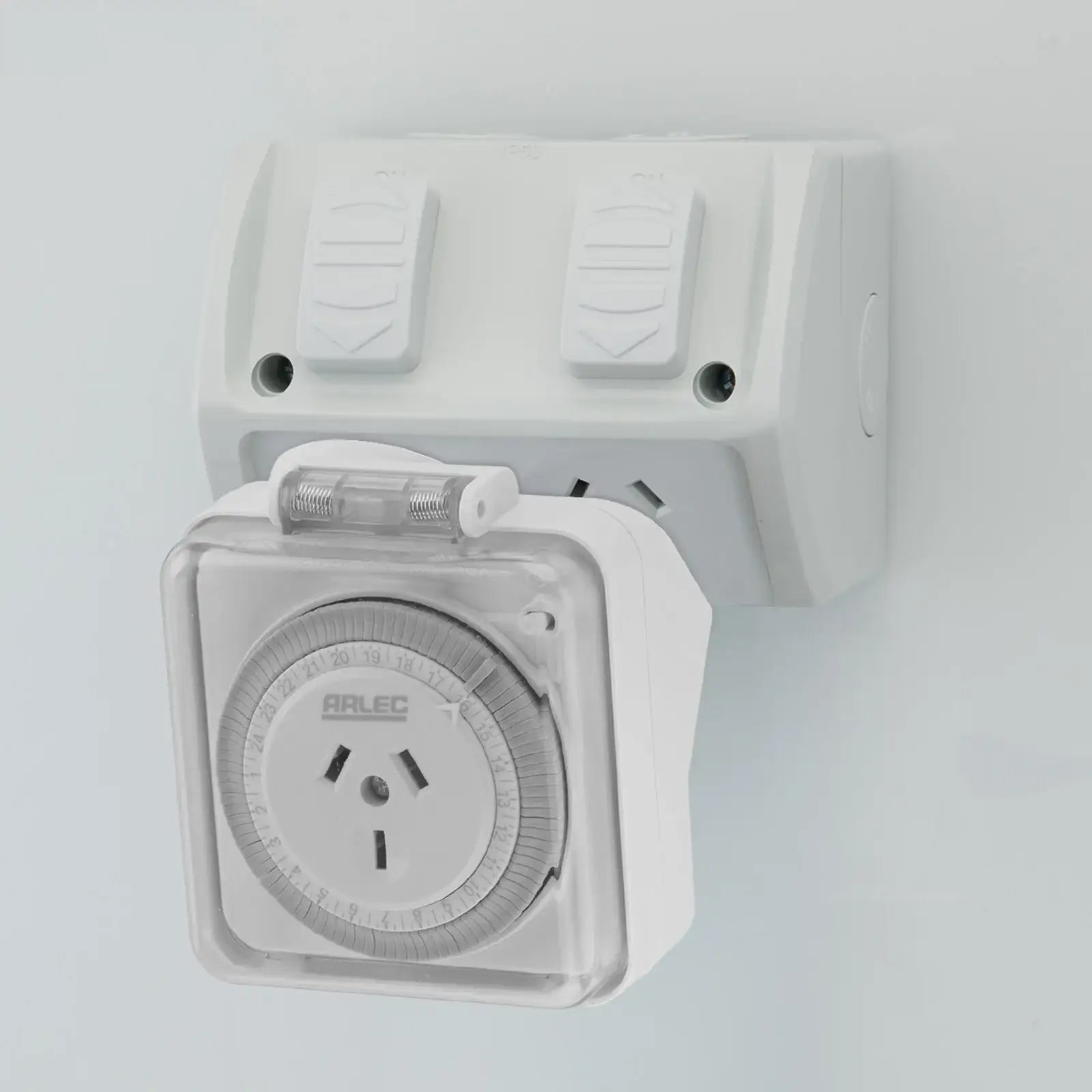 Arlec 24 Hour Weatherproof Timer – White – waterproof outdoor timer for security and garden