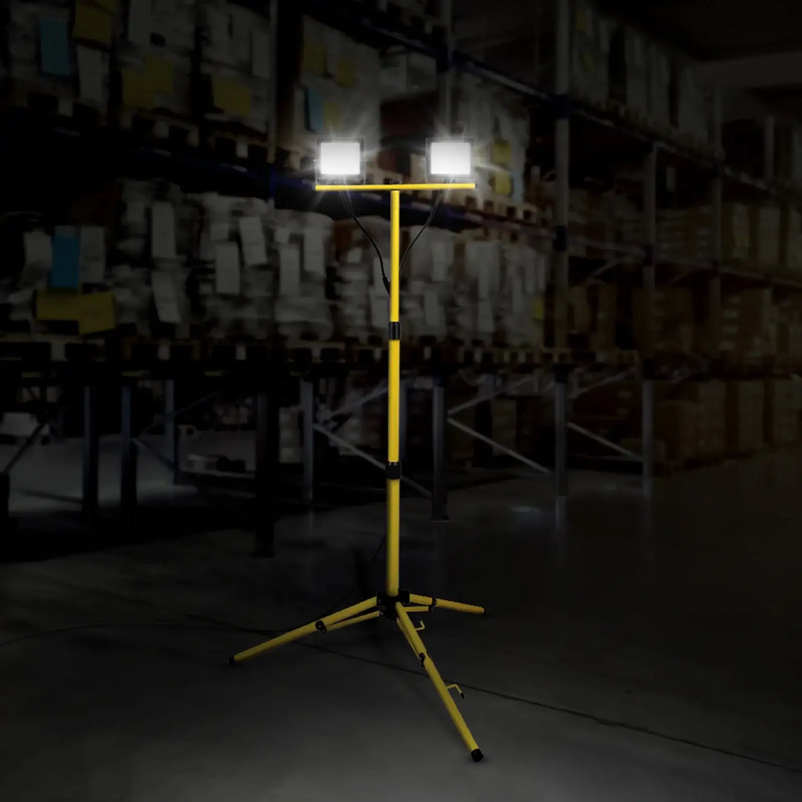 Arlec 2x20W LED tripod work light – 4000lm warm white for indoor/outdoor use