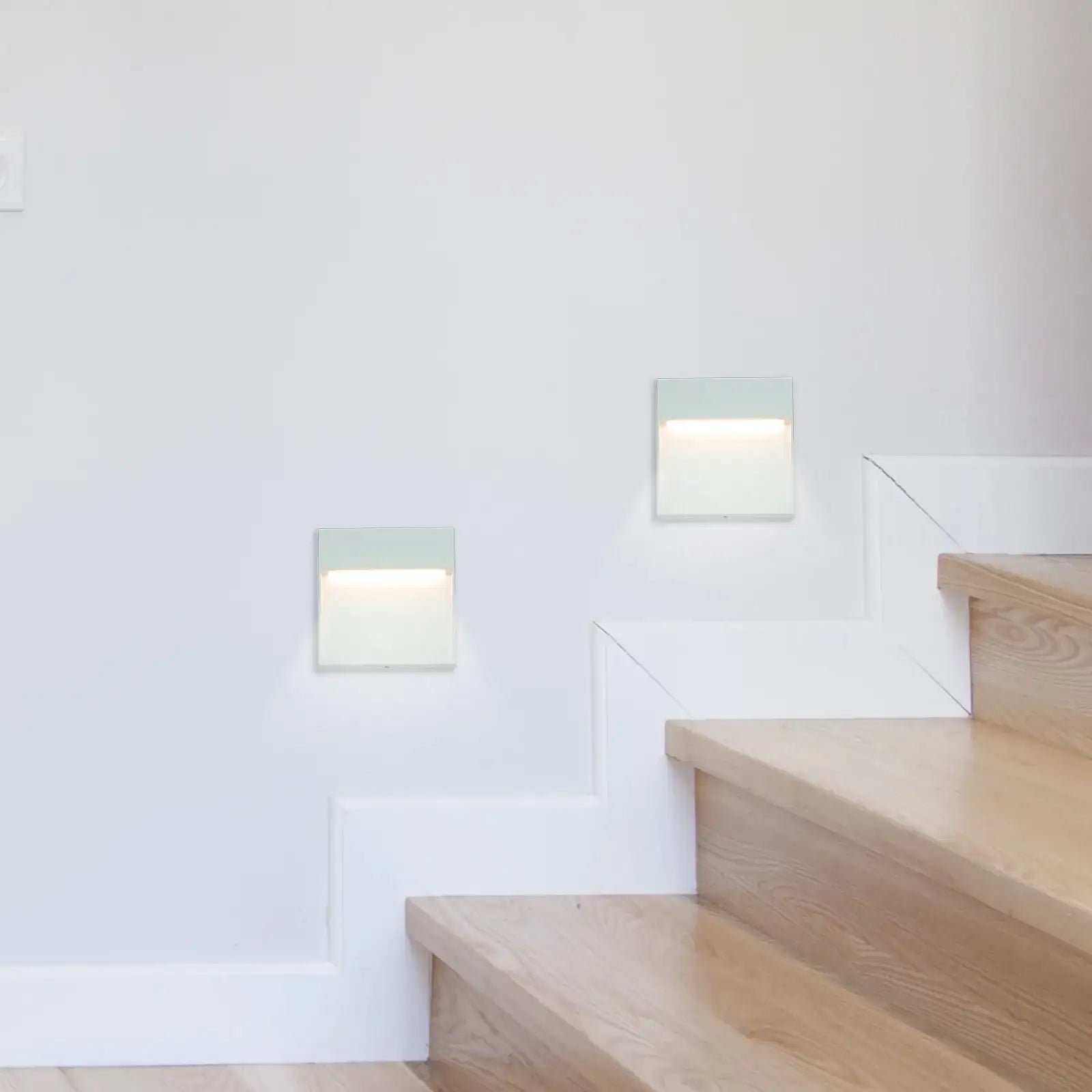 Arlec 4W white square CCT LED step light – exterior wall lighting solution