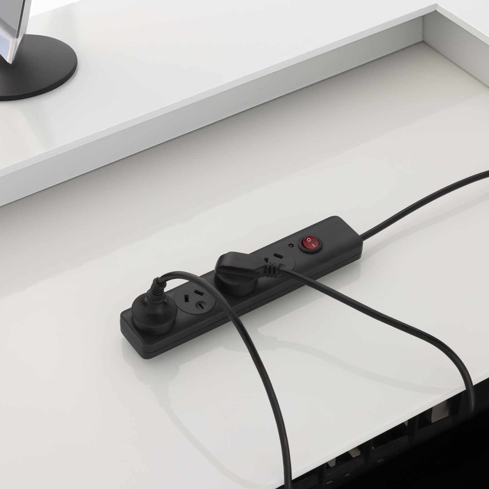 Arlec 4 Outlet Surge Powerboard Black – surge protected extension board, compact black design