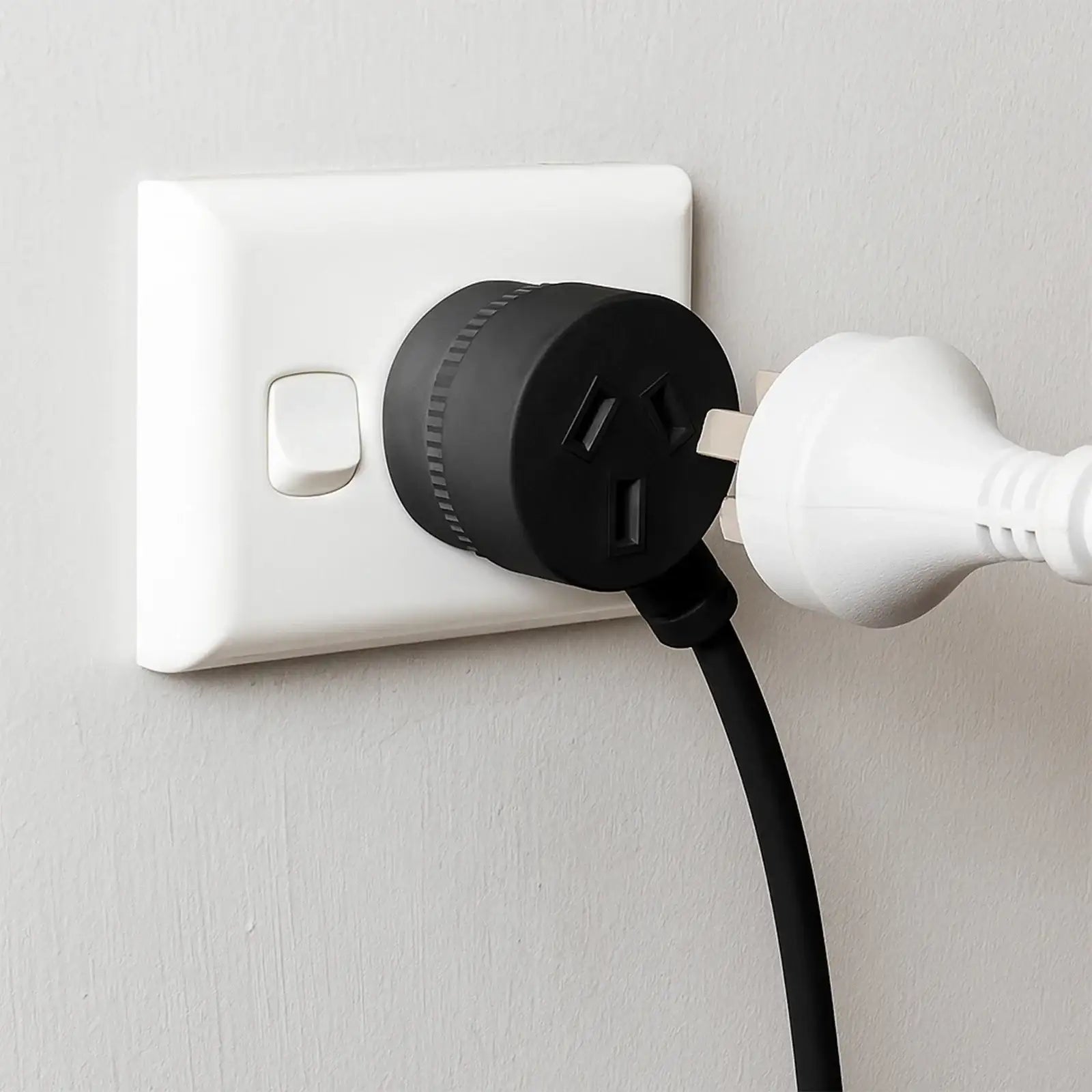 5m black piggyback lead – Arlec side entry extension cable