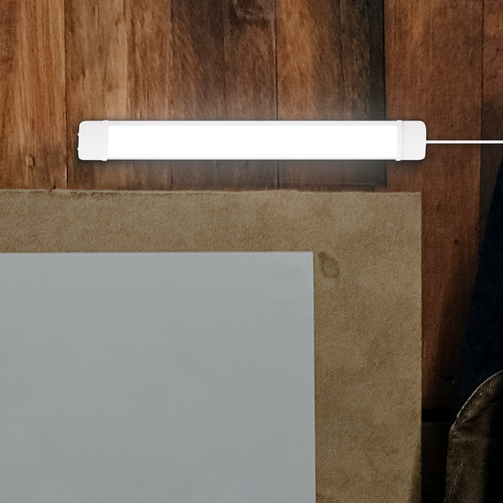 Arlec 60cm IP20 LED batten – DIY 18W tri-colour low-profile indoor batten lighting