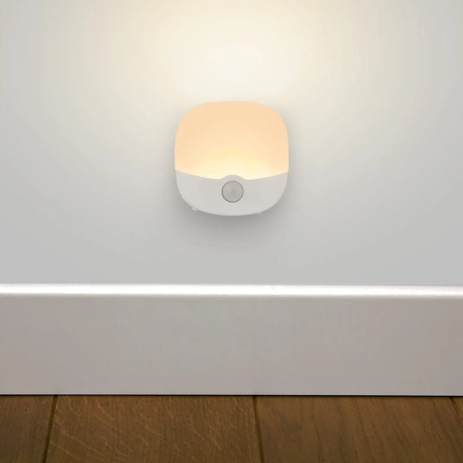 Arlec rechargeable motion sensor LED night lights, 2-pack with linkable function