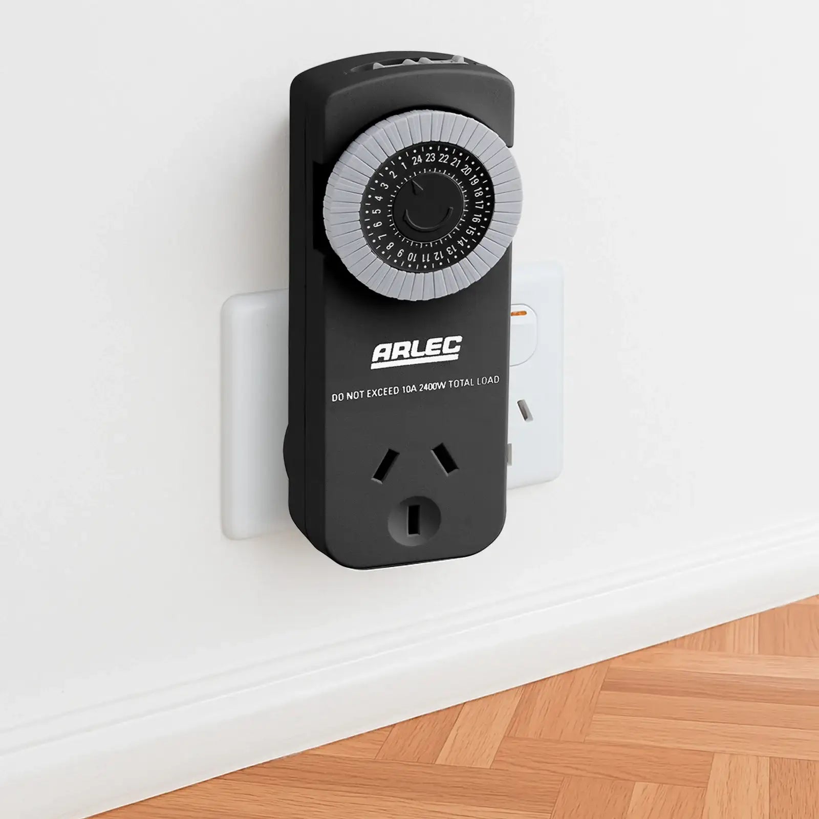 Arlec Black Compact 24 Hour Timer – programmable timer switch for lighting and appliances