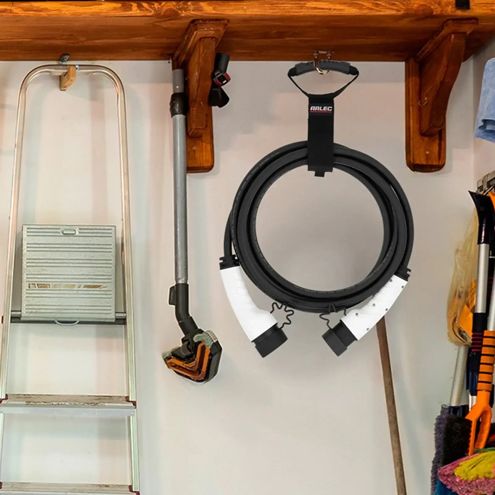 Arlec EV Charger Cable Strap for cable organization, adjustable hook-and-loop strap for electric vehicles