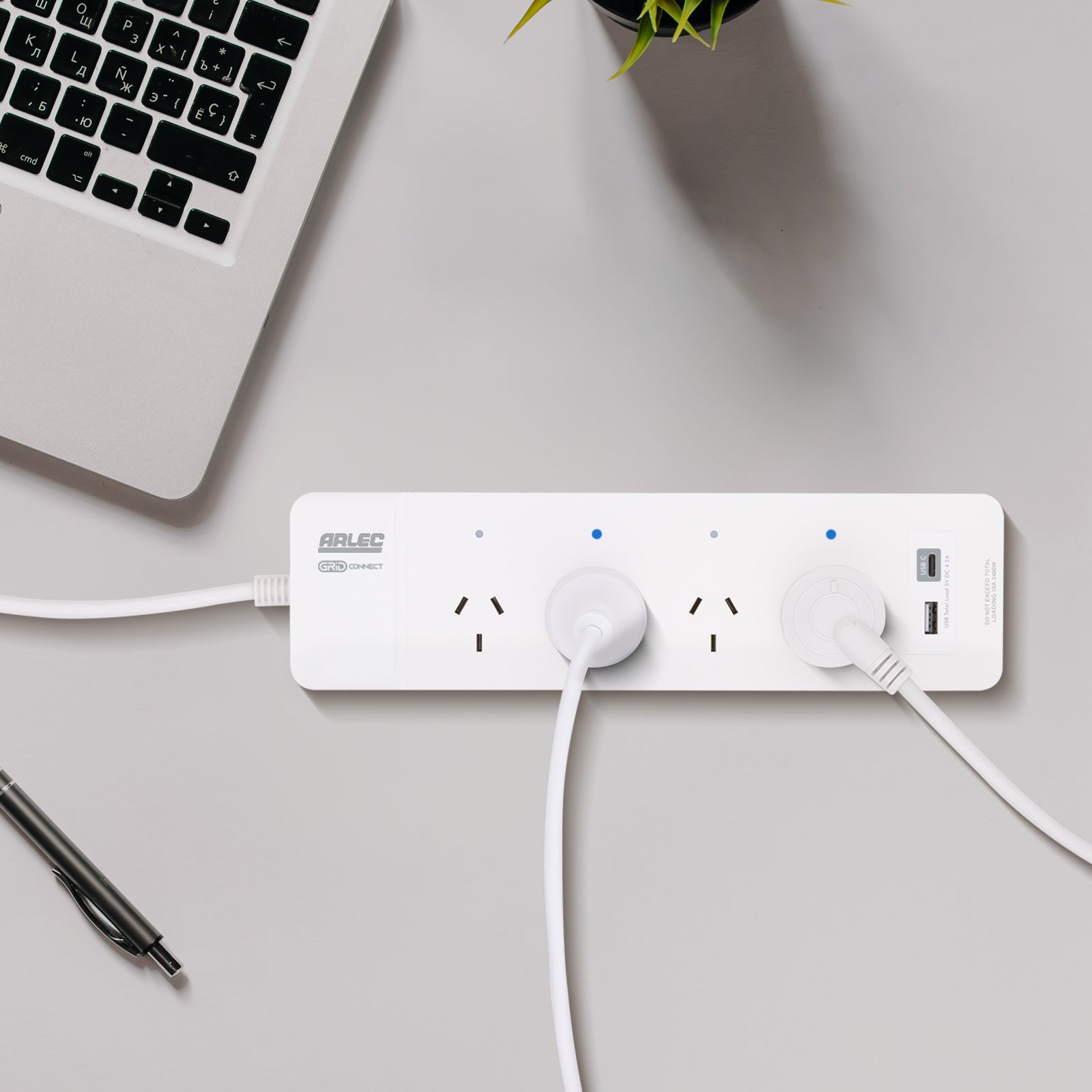 Arlec Smart 4 Outlet Powerboard with USB A & C Charger and Grid Connect App