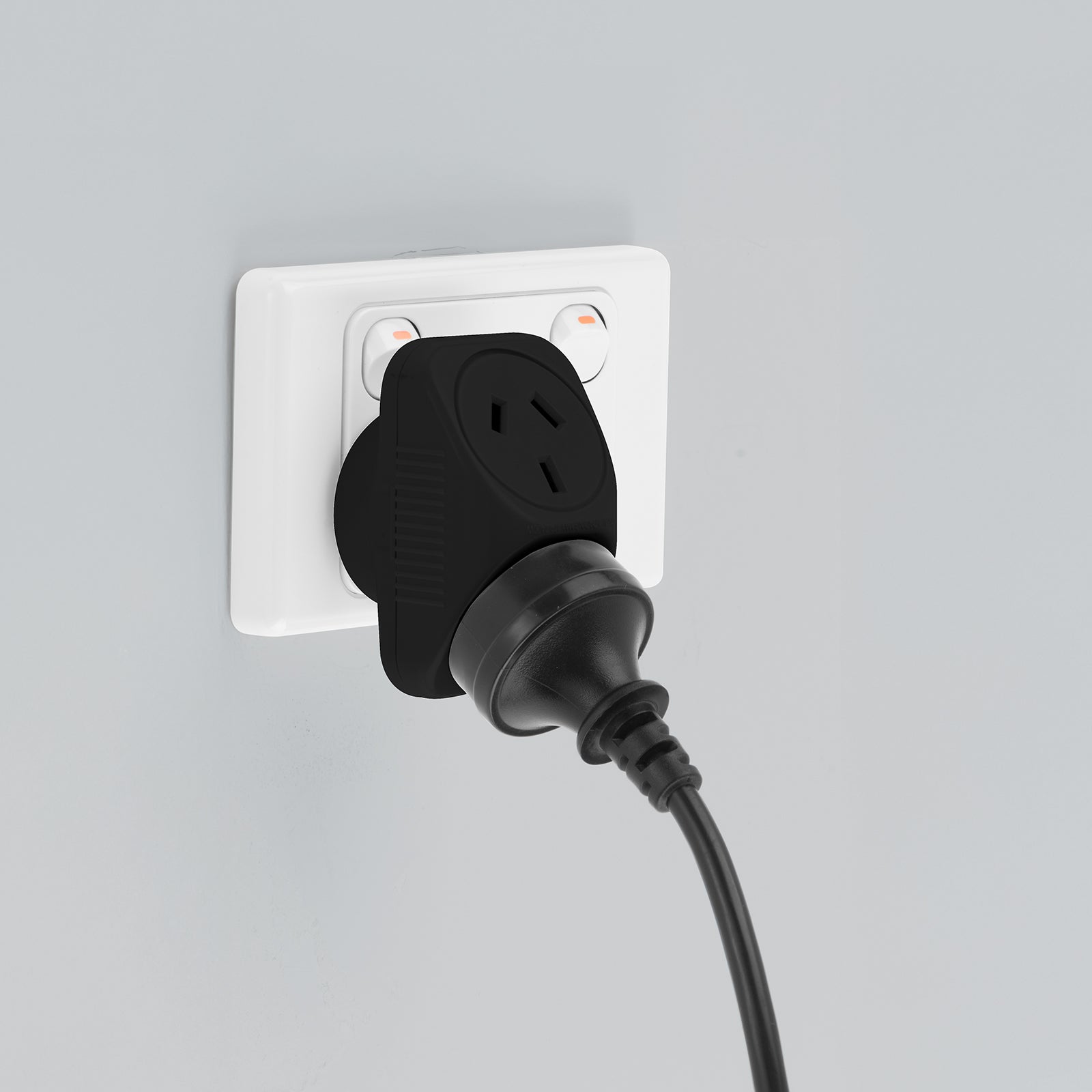 Triangular double wall adaptor for 2 devices – Arlec twin pack