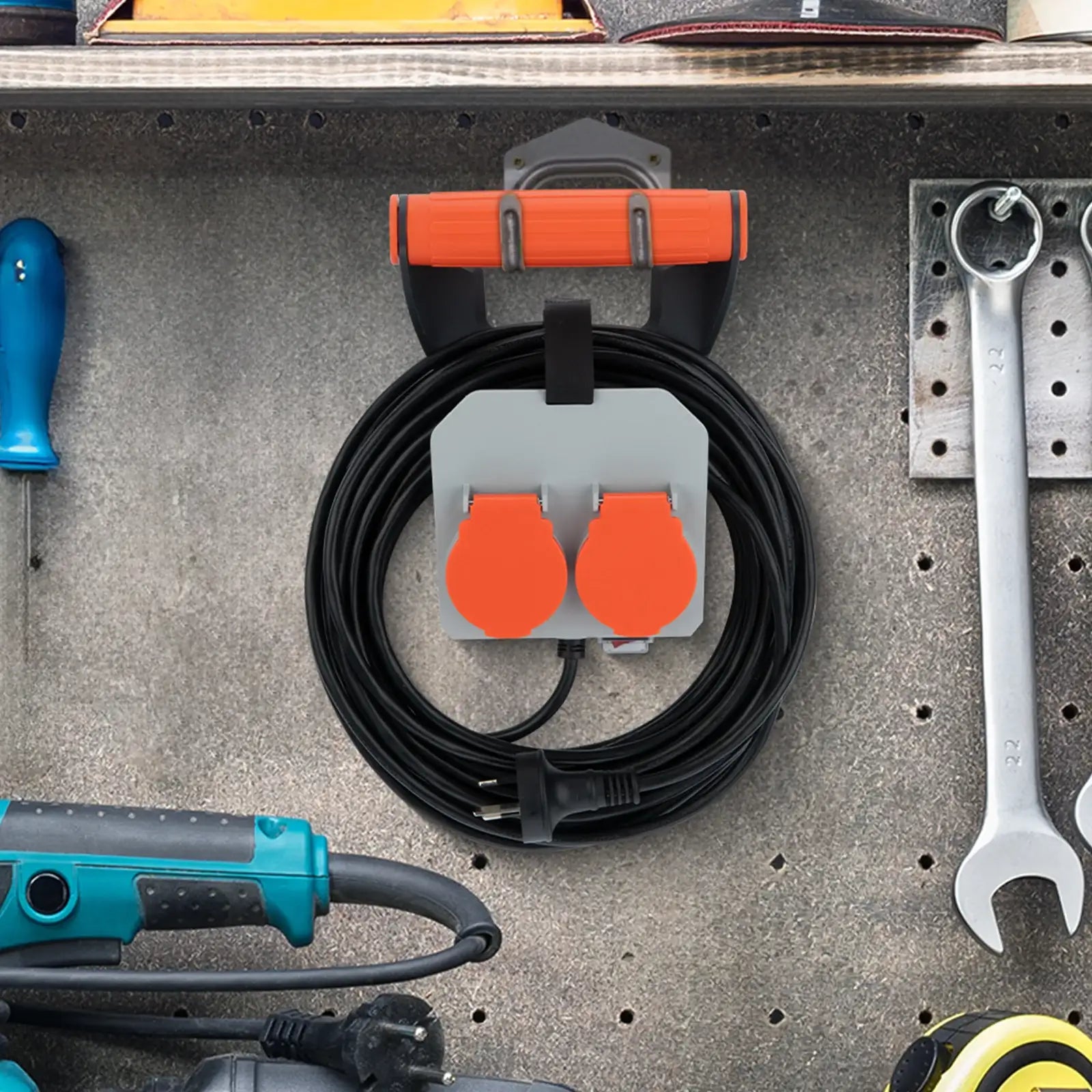 Arlec twin outlet power handle with 10m cable – outdoor workshop use