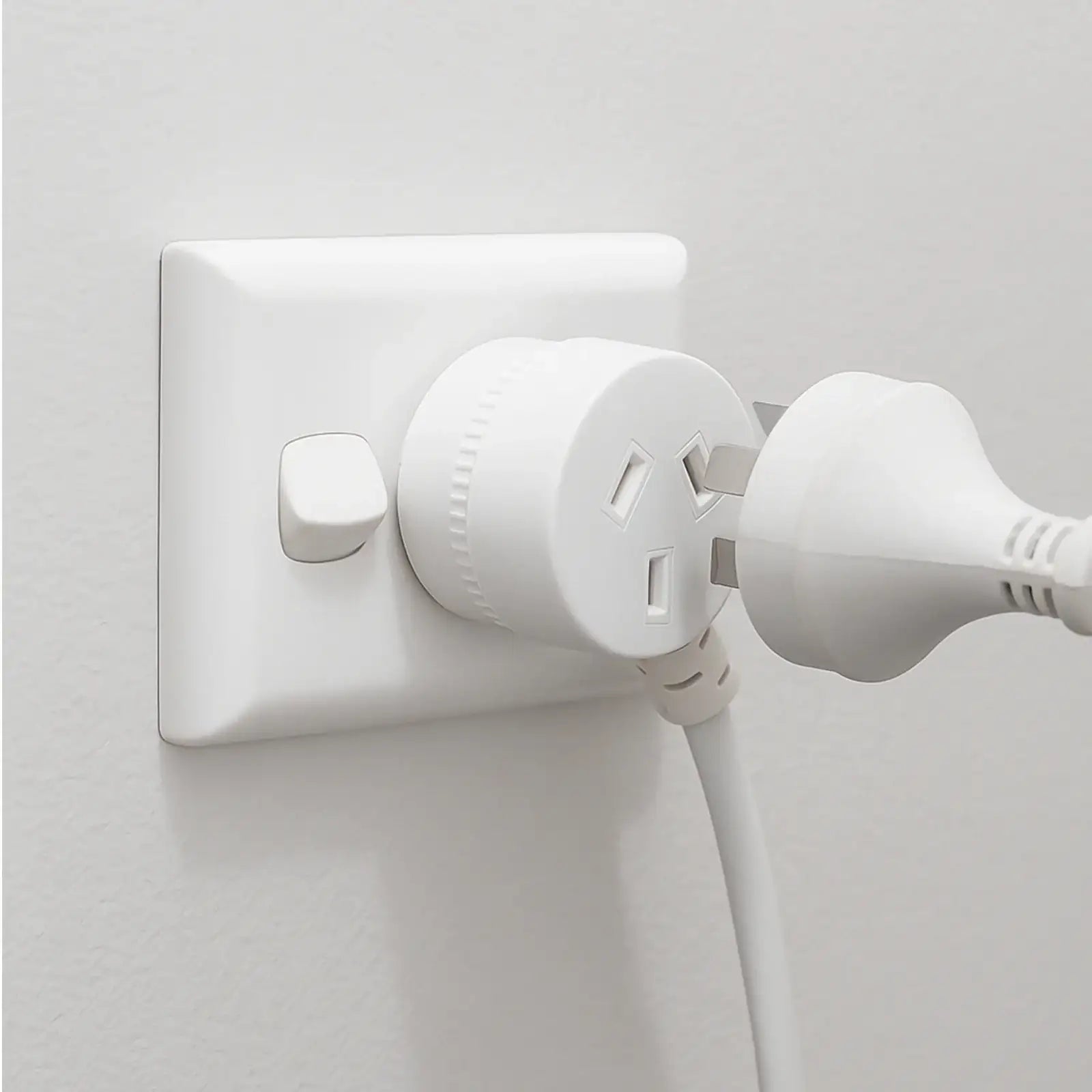 5m piggyback extension cord – Arlec white with low profile plug