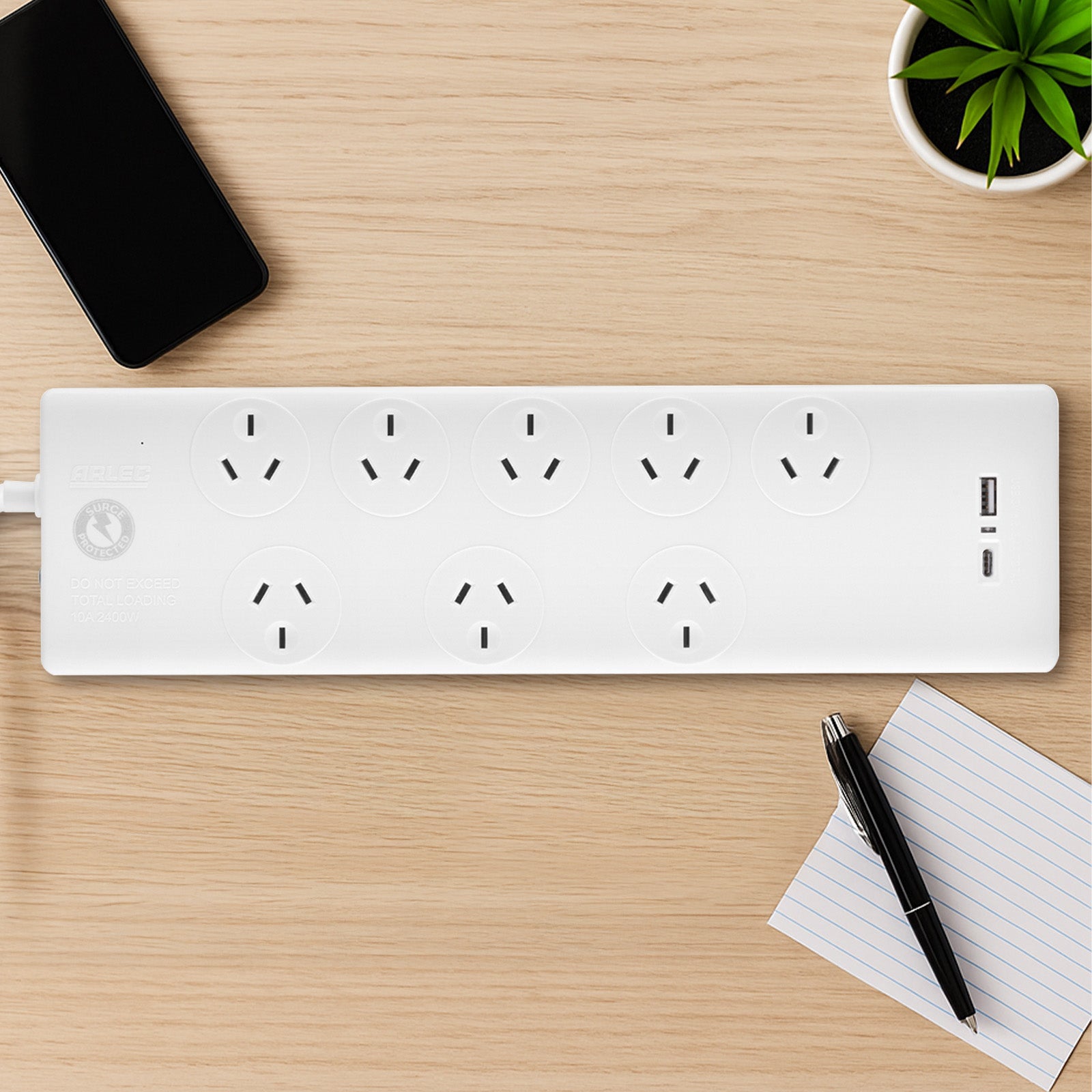 8 outlet entertainment power board with dual USBs A & C – USB charging powerboard for media devices