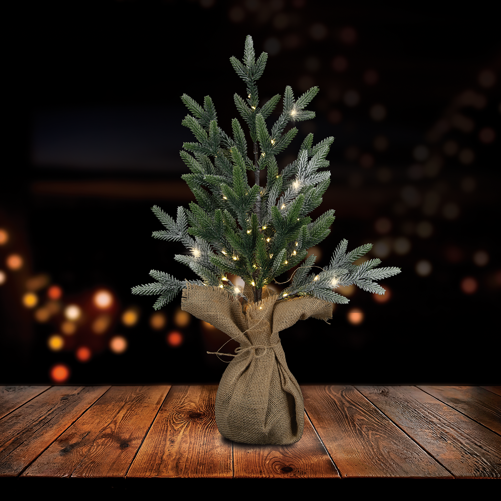 Arlec 65cm Battery Powered Christmas Tree