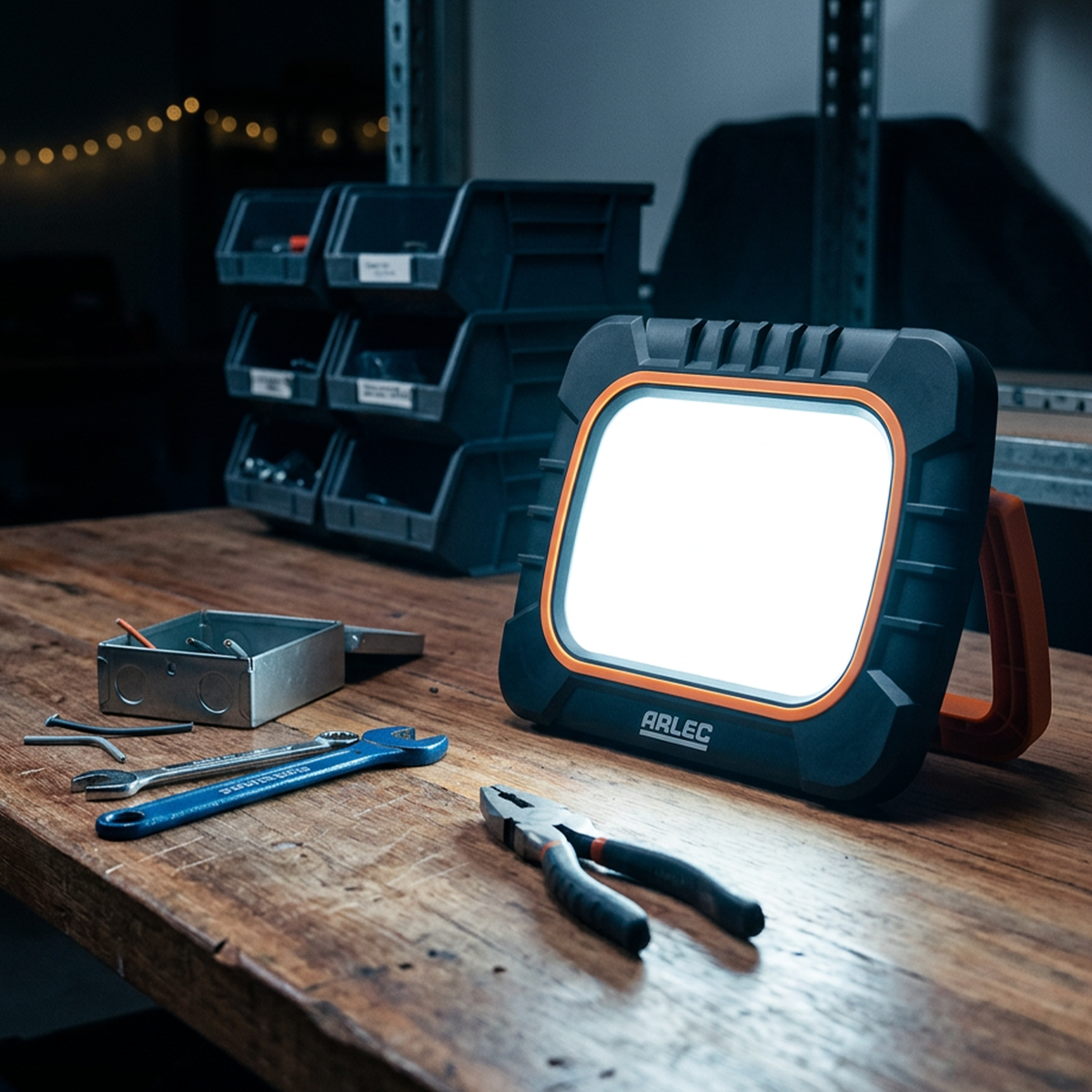 Arlec 20W 2000lm Rechargeable LED Worklight