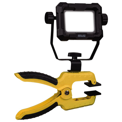20W LED clamp work light with 1600 lumens, daylight white, IP65 weatherproof