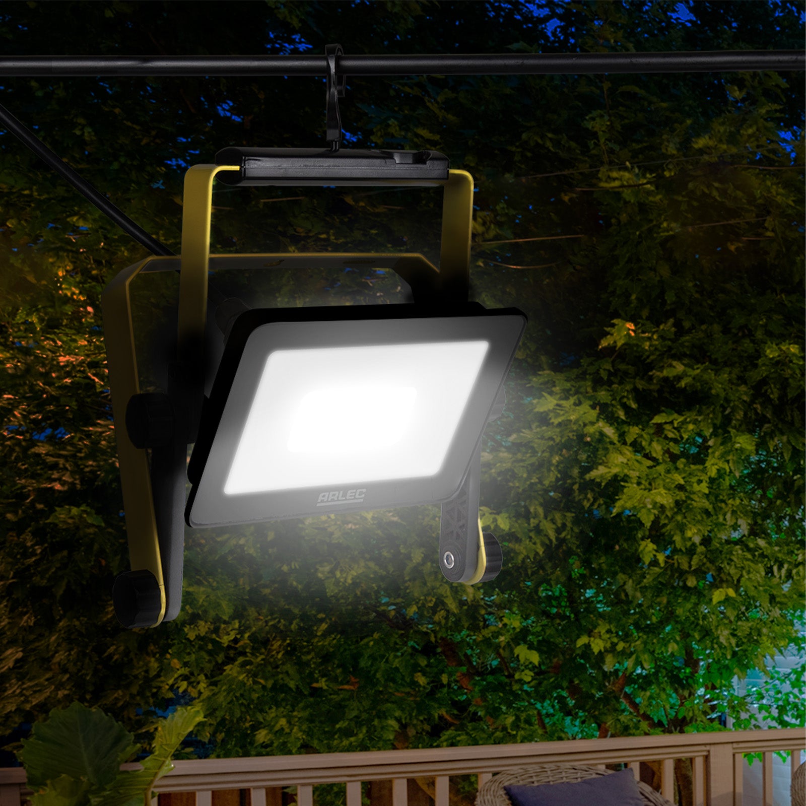 25W LED portable work light with foldable stand, swivel head, 2400 lumens