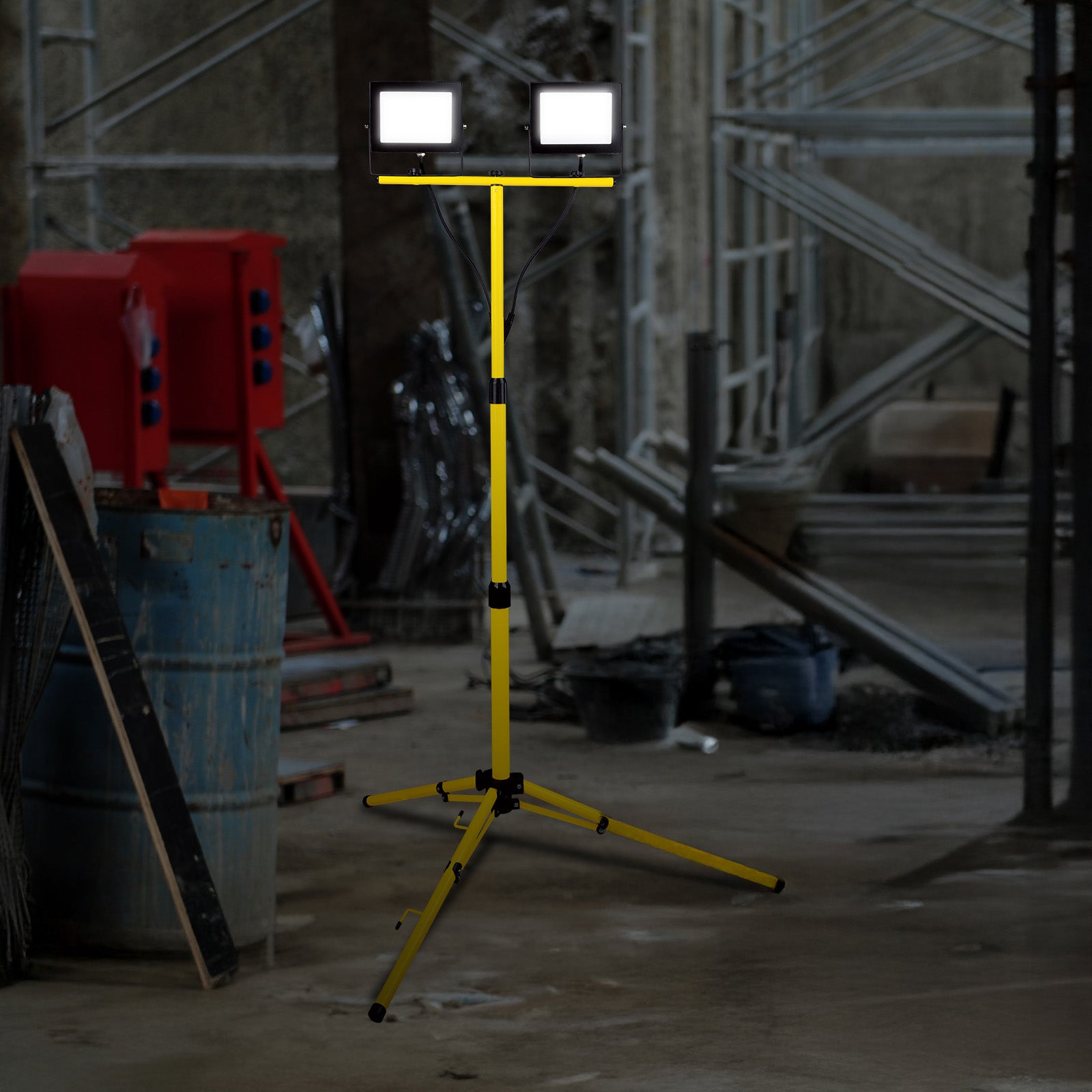 Twin 30W LED work lights with tripod, 6000 lumens total, for site or workshop use