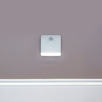 Arlec square white LED motion sensor night light with 3m range for indoor use