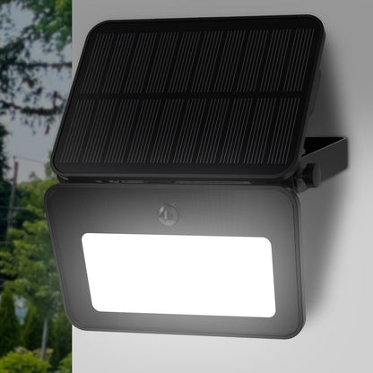 Arlec 800 lumen solar LED floodlight – PIR motion sensor light with 5m detection range and 10-hour run time