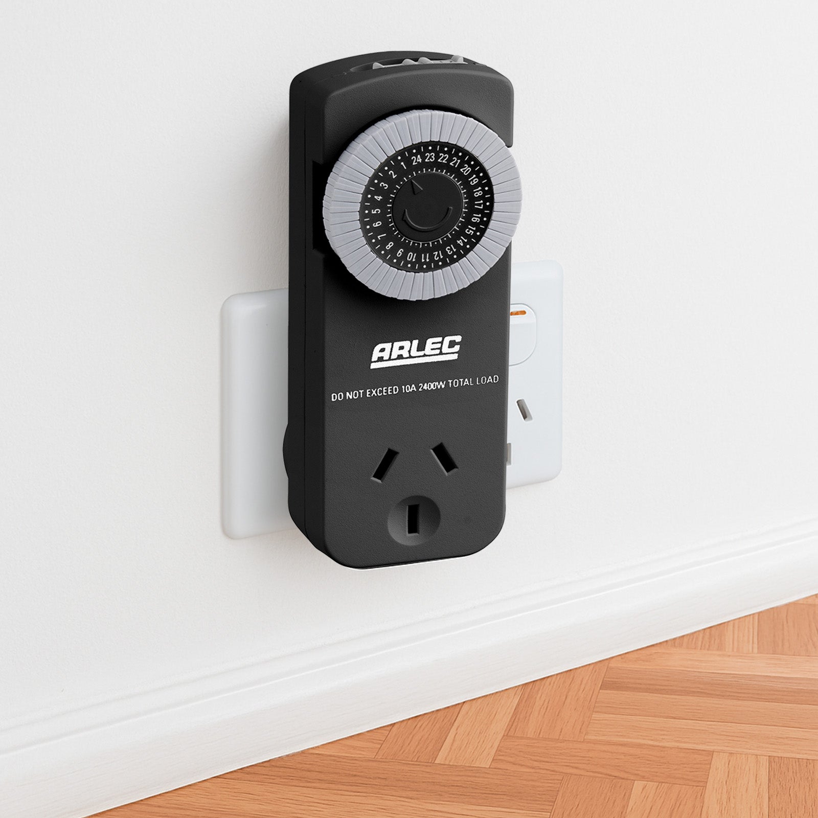 Arlec Black Compact 24 Hour Timer – programmable timer switch for lighting and appliances