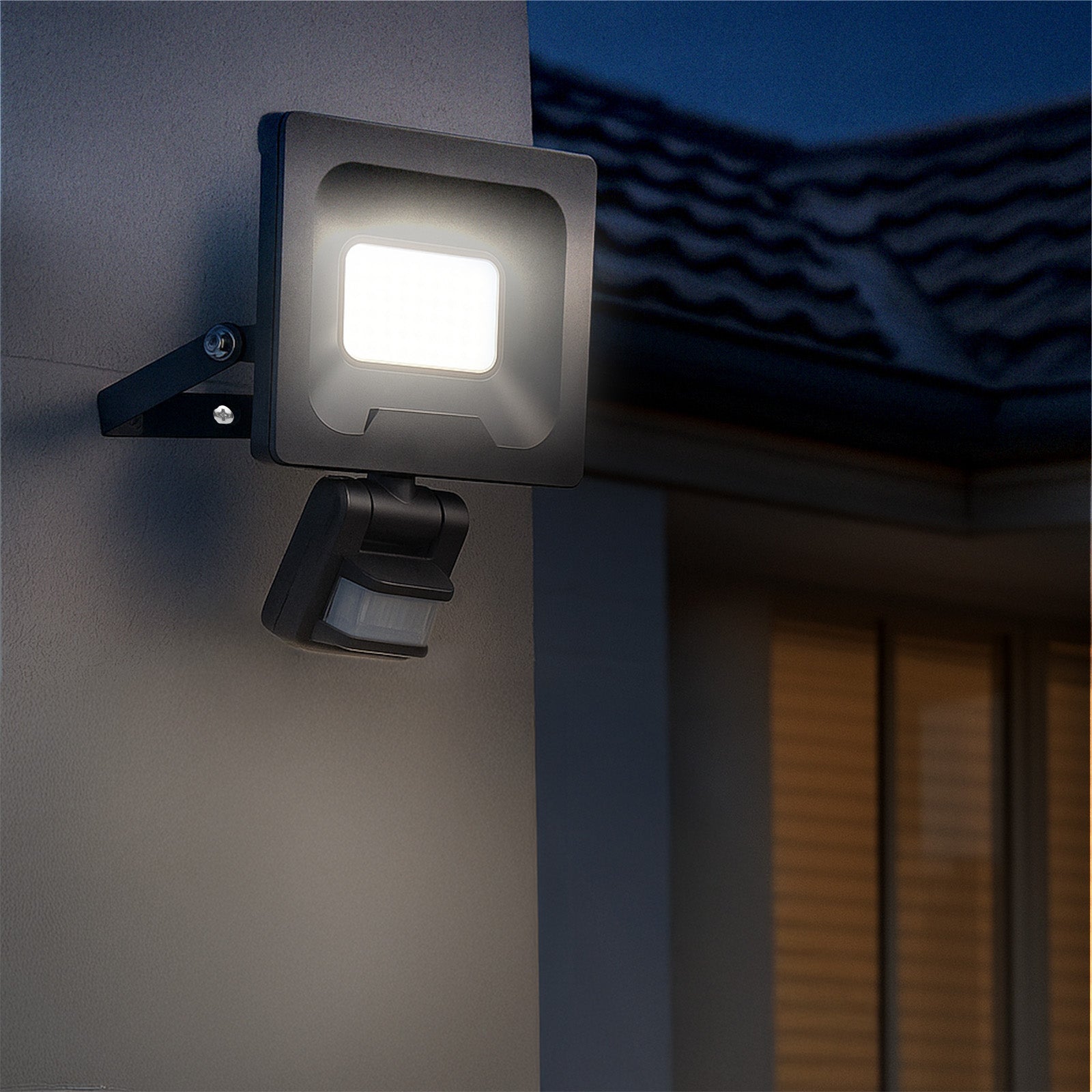 Smart sensor floodlight with CCT control, app dimming, timer & motion sensor via Grid Connect, Google & Alexa ready