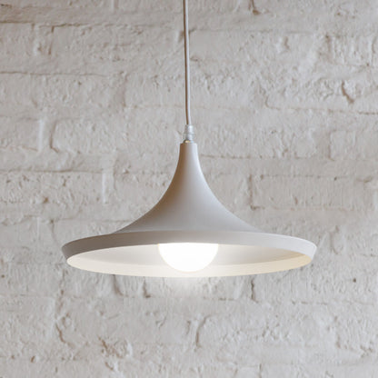 E14 smart fancy globe with RGB colour change, CCT, Wi-Fi control via Grid Connect, voice assistant support