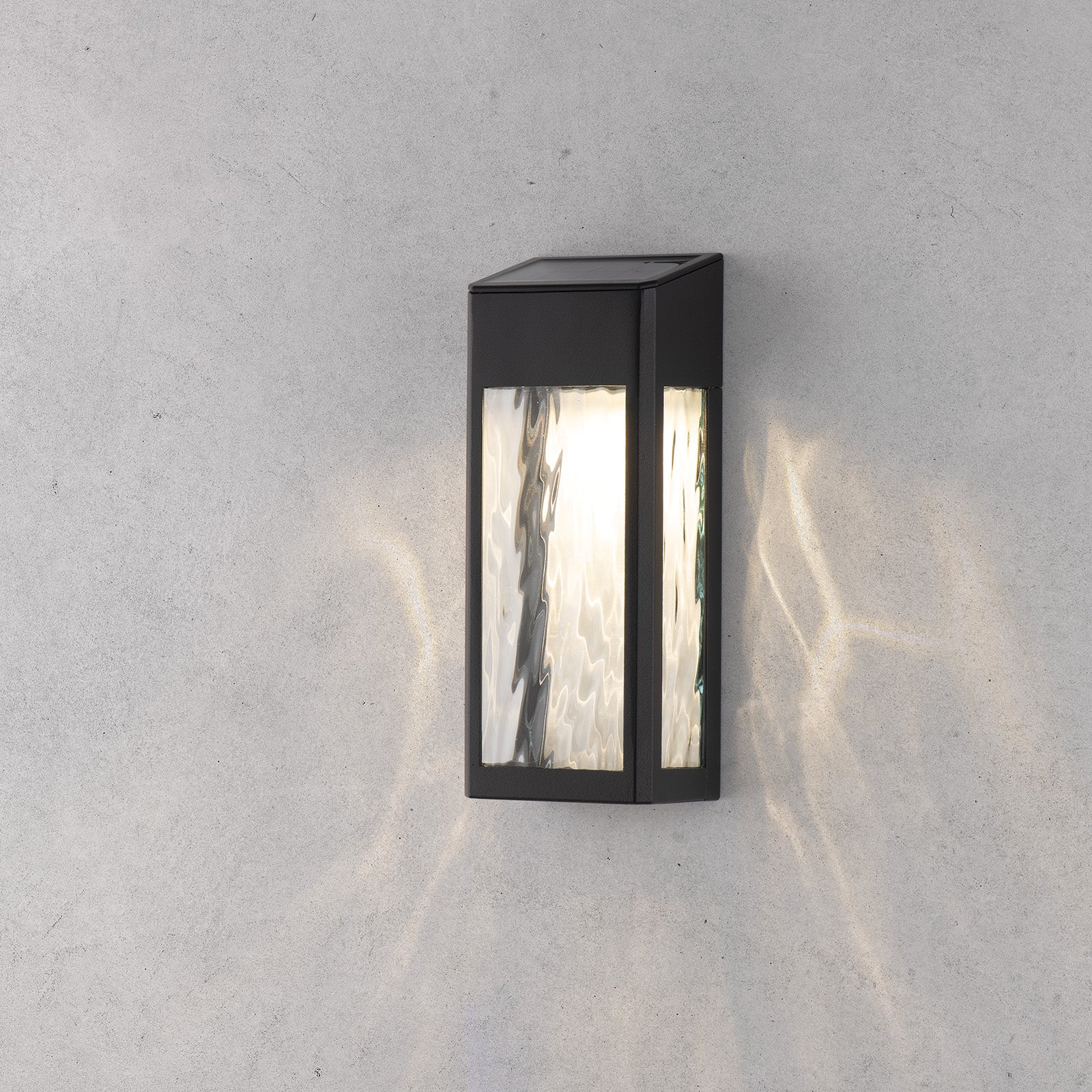 Arlec LED Wave Glass Effect Accent Solar Light - solar powered light, energy efficient LED