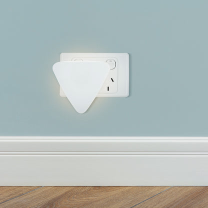 Arlec dusk to dawn plug-in night light with soft warm glow for indoor areas