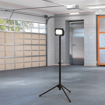 Arlec single-head 1000lm rechargeable tripod work light – USB-C, weatherproof