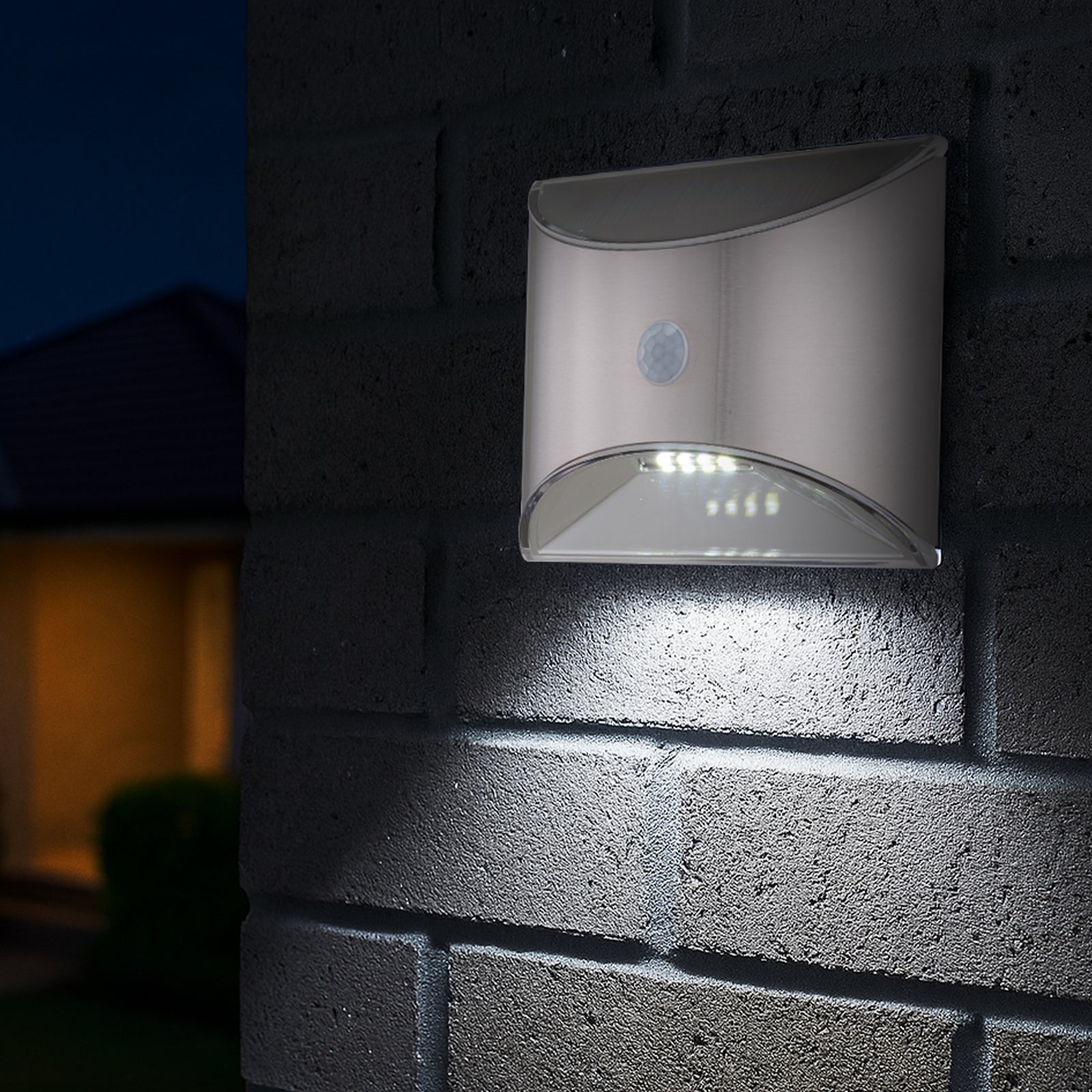 Arlec Solar Wall Light With Motion Sensor - solar powered light, motion sensor light, exterior wall light