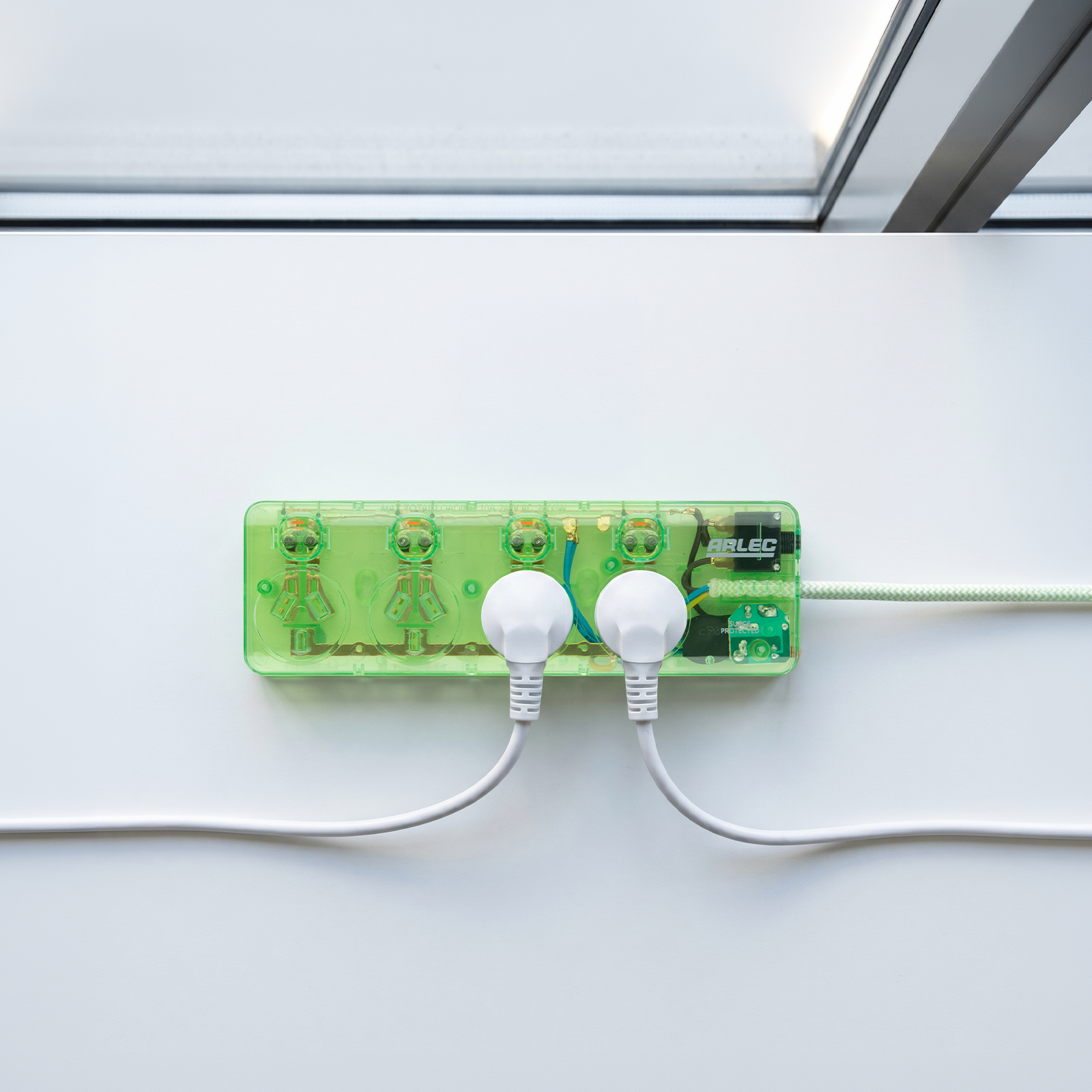 Arlec Clear Green 4 Outlet Surge Protected Powerboard