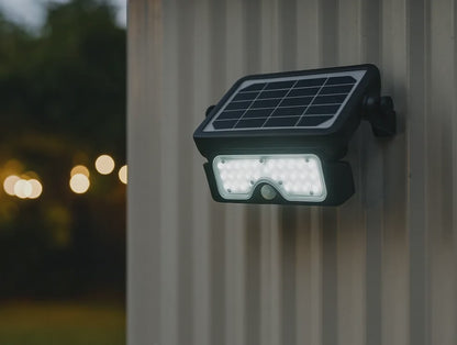 Arlec 7W integrated solar sensor LED floodlight – energy-efficient outdoor security lighting